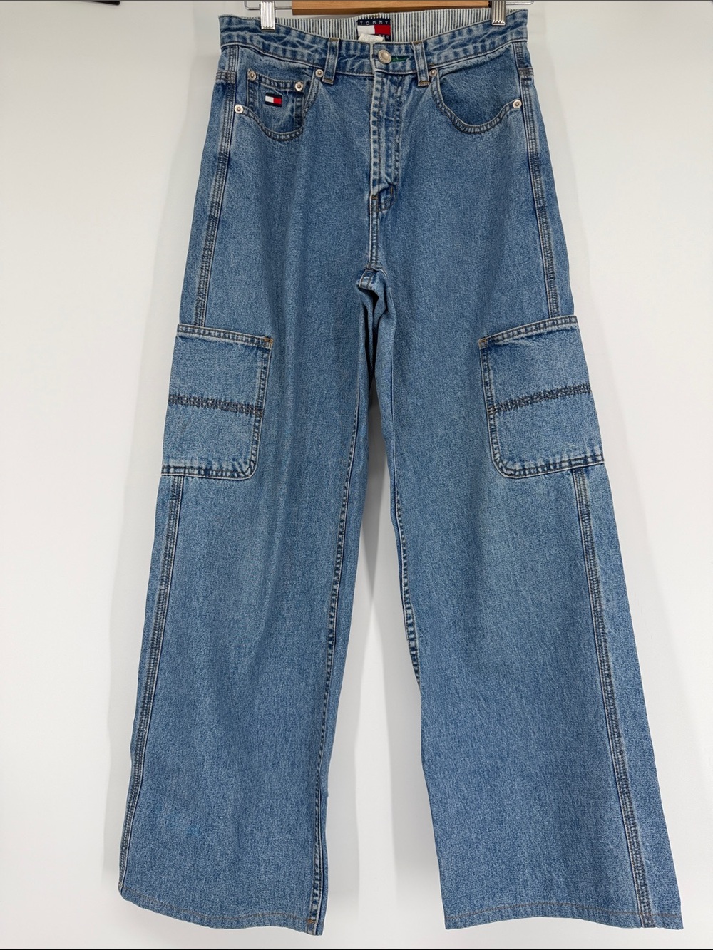 Tommy Hilfiger Vintage Wide Leg Cargo Jeans Women’s Size 6